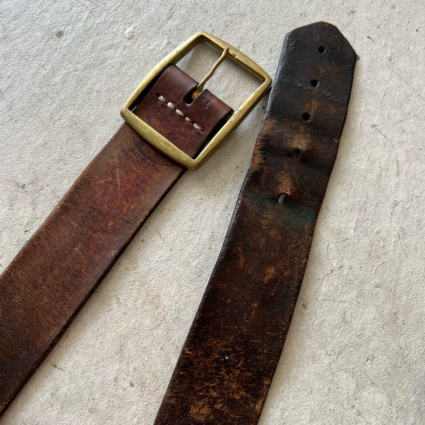 60s Gold Buckle Dark Brown Leather Belt- 28"-32"