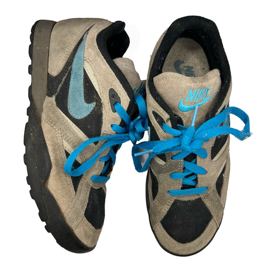 90s Nike Hiking Sneakers- 7.5 M's, 9 W's