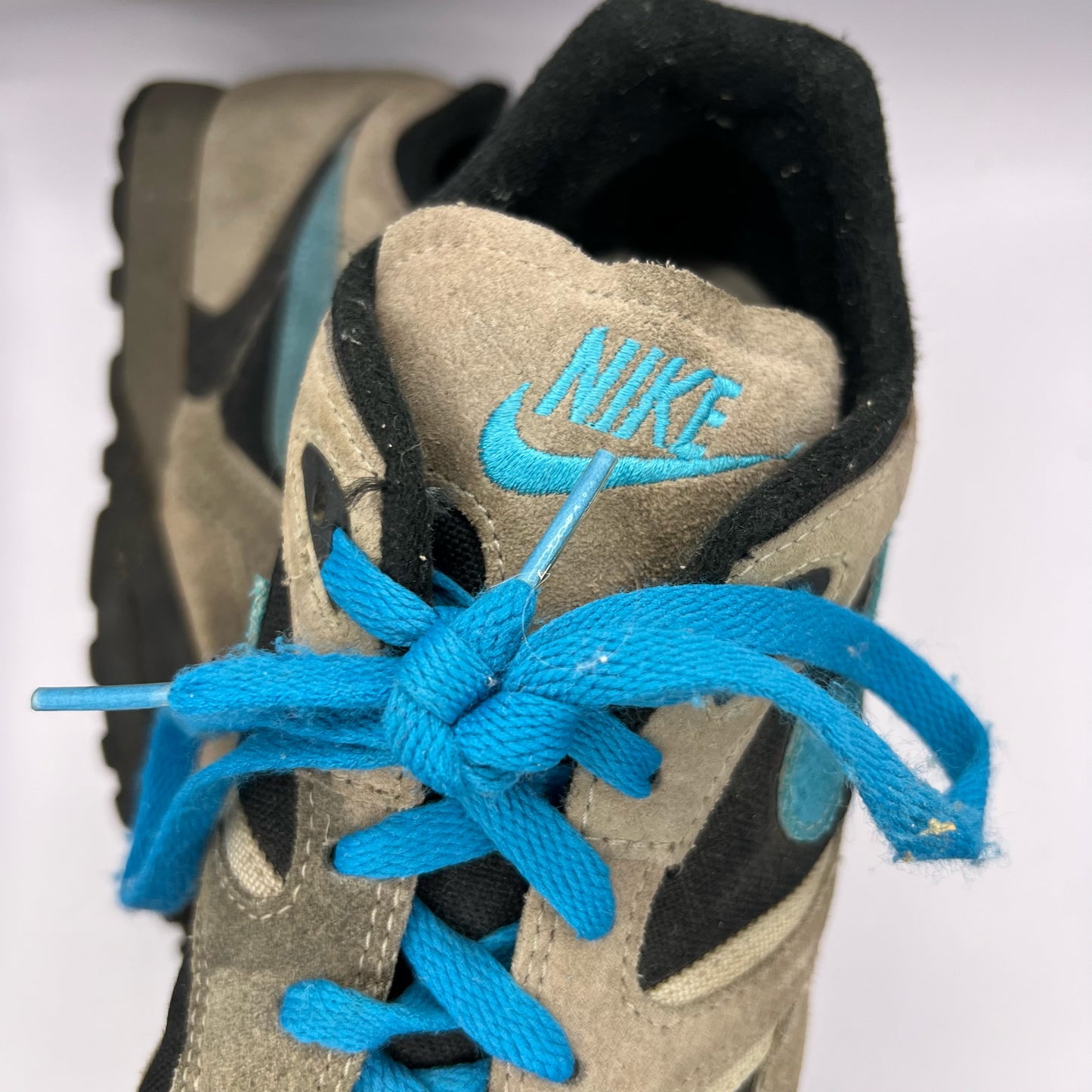 90s Nike Hiking Sneakers- 7.5 M's, 9 W's