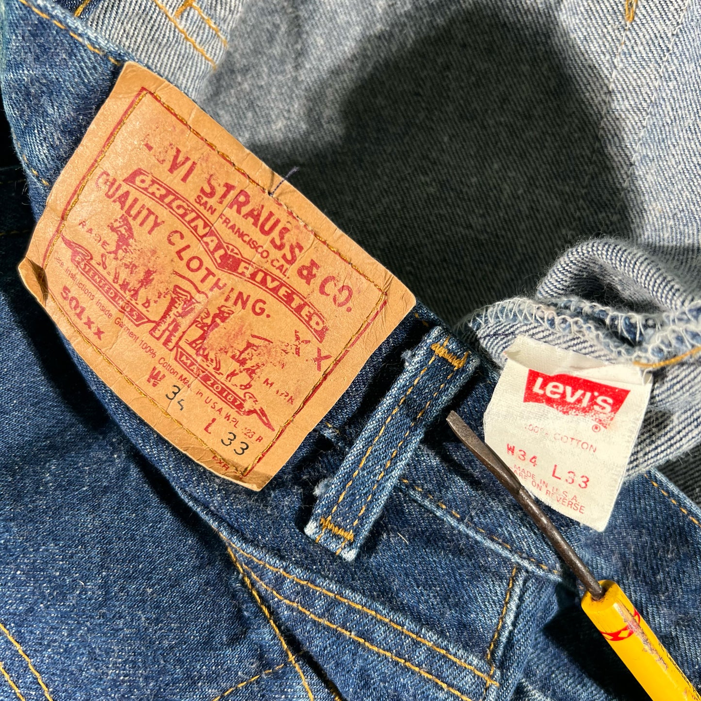 80s Dark Wash Levi's 501s- 32x31