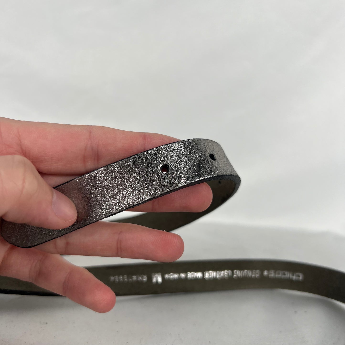 00s Metallic Leather Belt- 26"-30"