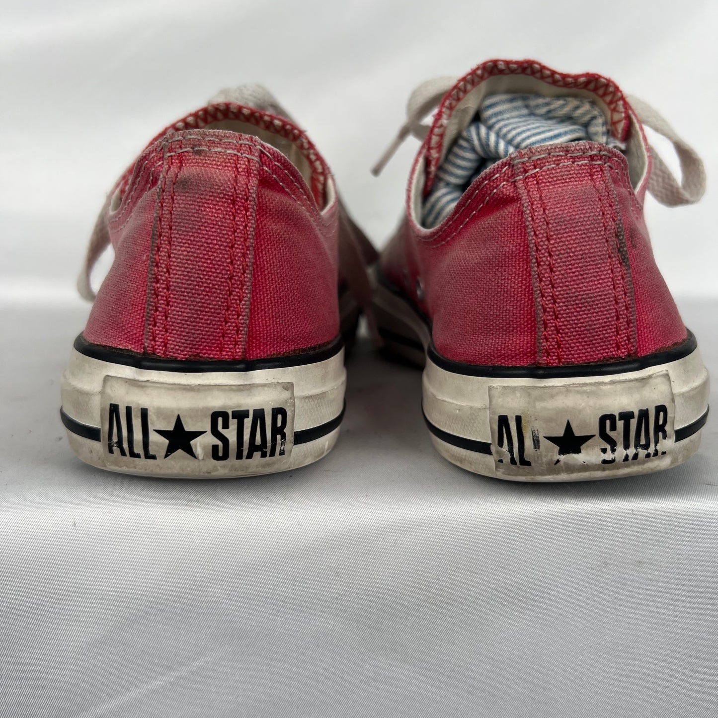 Sun Faded Red Converse- M's 4, W's 5.5