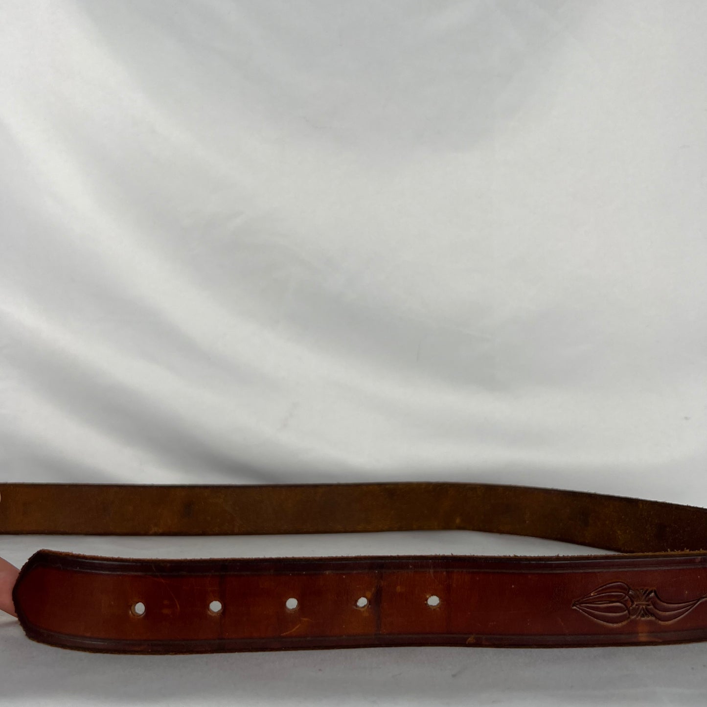 80s Detailed Brown Leather Belt w Justin Buckle- 32"-36"