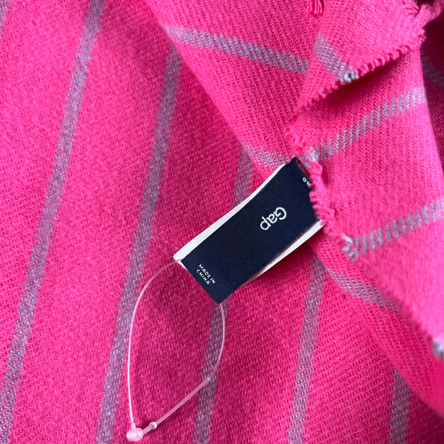 2012 Gap Deadstock Neon Pink Striped Acrylic Scarf