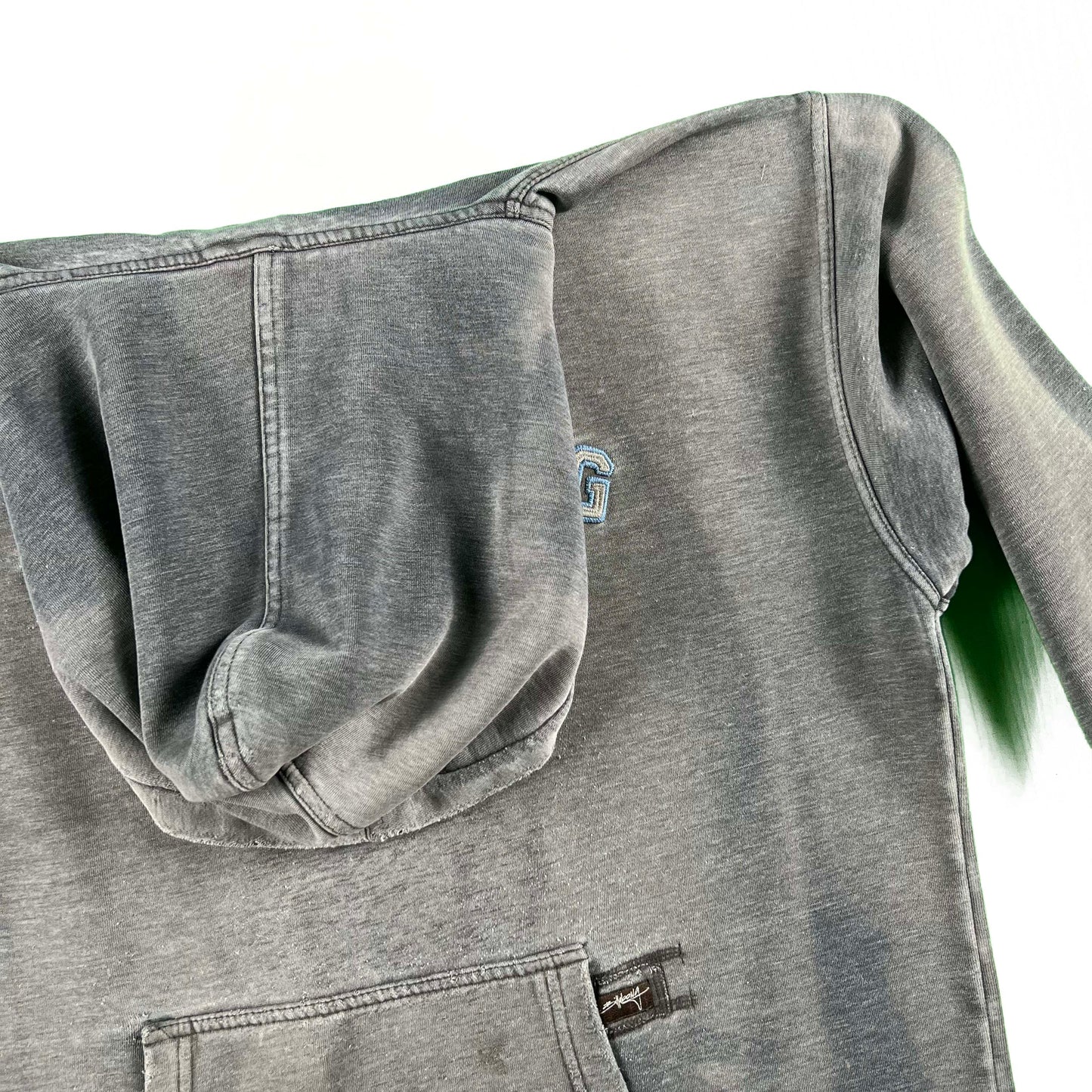 00s Thrashed & Sun Faded Billabong Hoodie- L