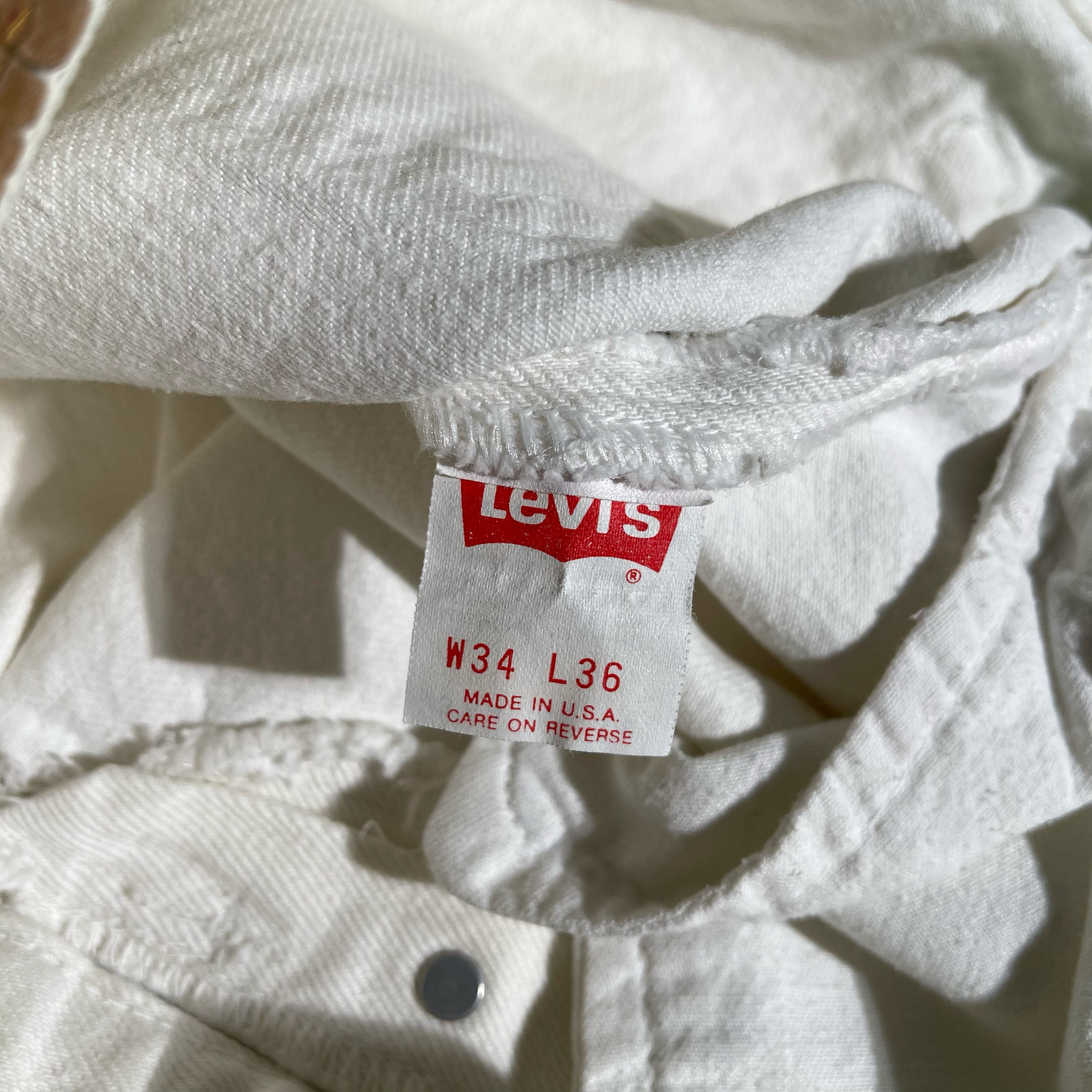 80s White Levi's 501s- 32x34 – Plum Garments