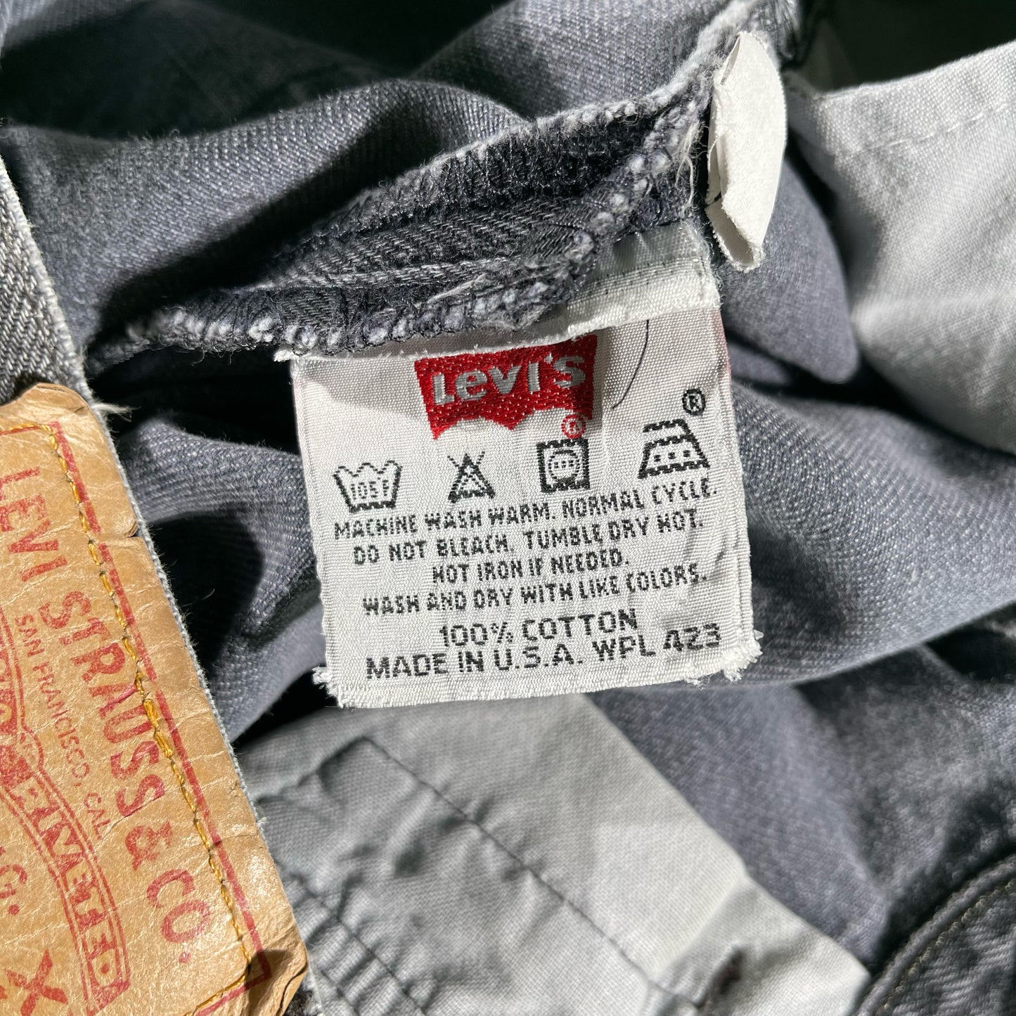 90s Sun Faded Black Levi's 501s- 32x30.5