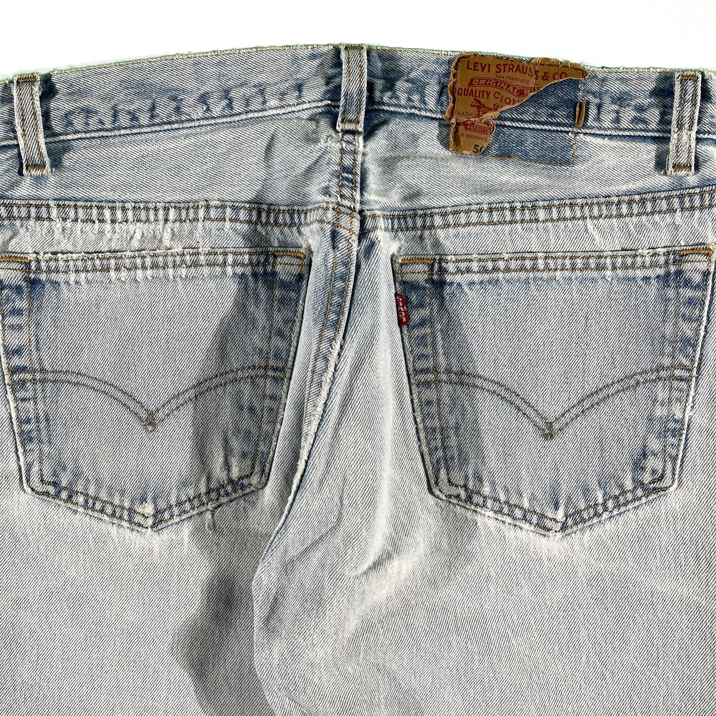 90s Distressed Levi's 501s- 30x28.5