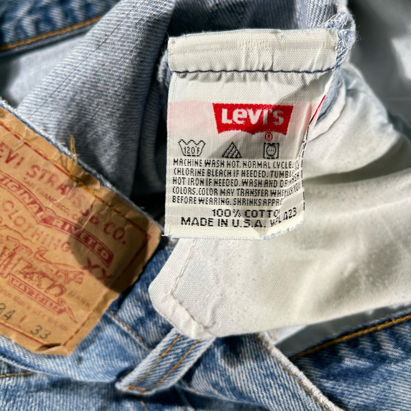 90s Painters Levi's 501s- 32x29.5