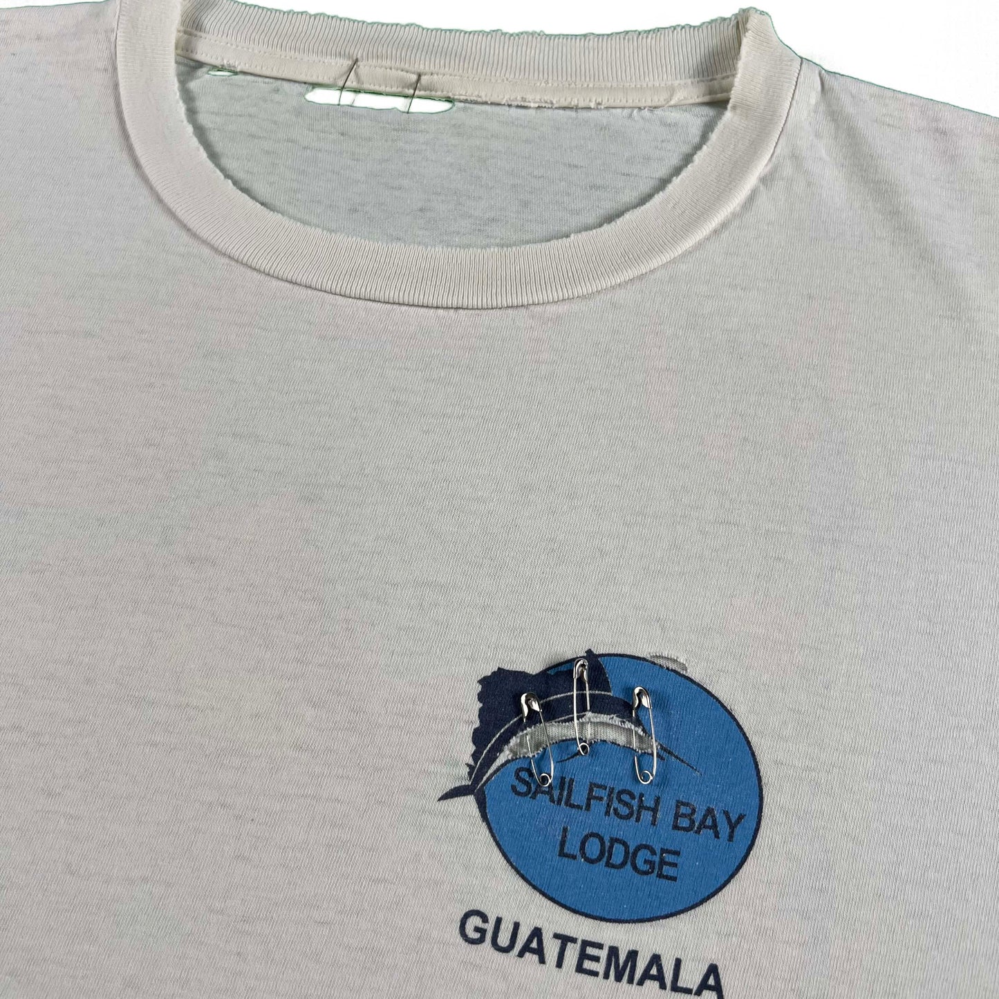00s Perfectly Worn 'World's Best Sailfishing' Long Sleeve Tee- XL