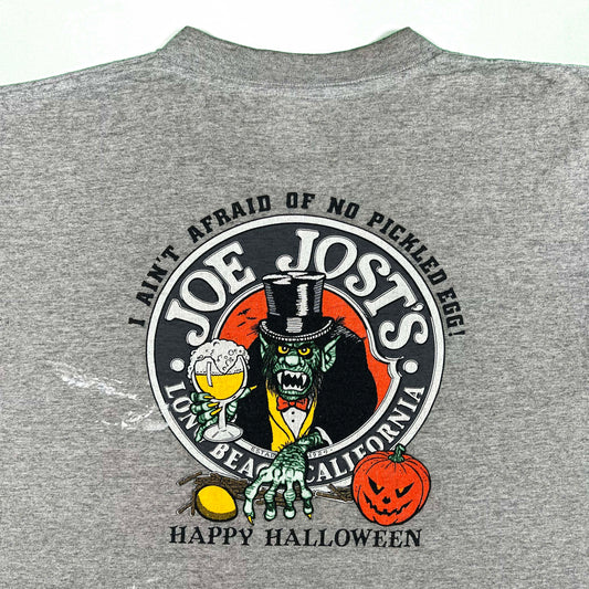 90s 'I Ain't Afraid of No Pickled Eggs' Halloween Tee- L