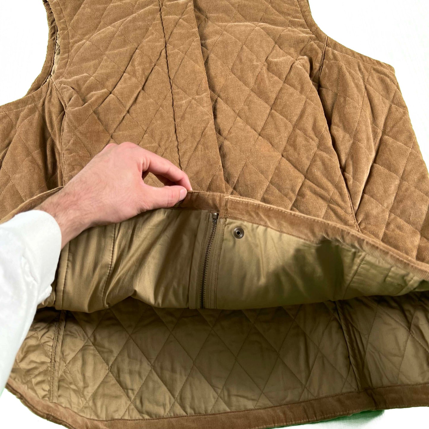 Eddie Bauer Corduroy Vest- L