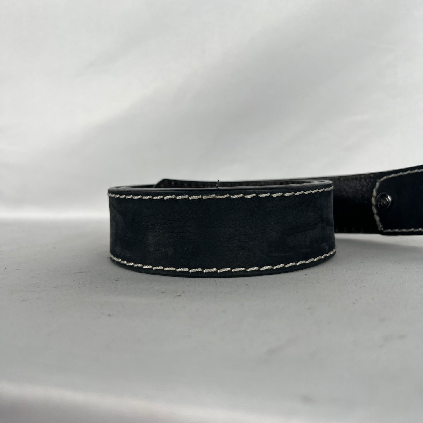 00s Rhinestone Studded Buckle w Smooth Black Leather Belt- 26"-30"