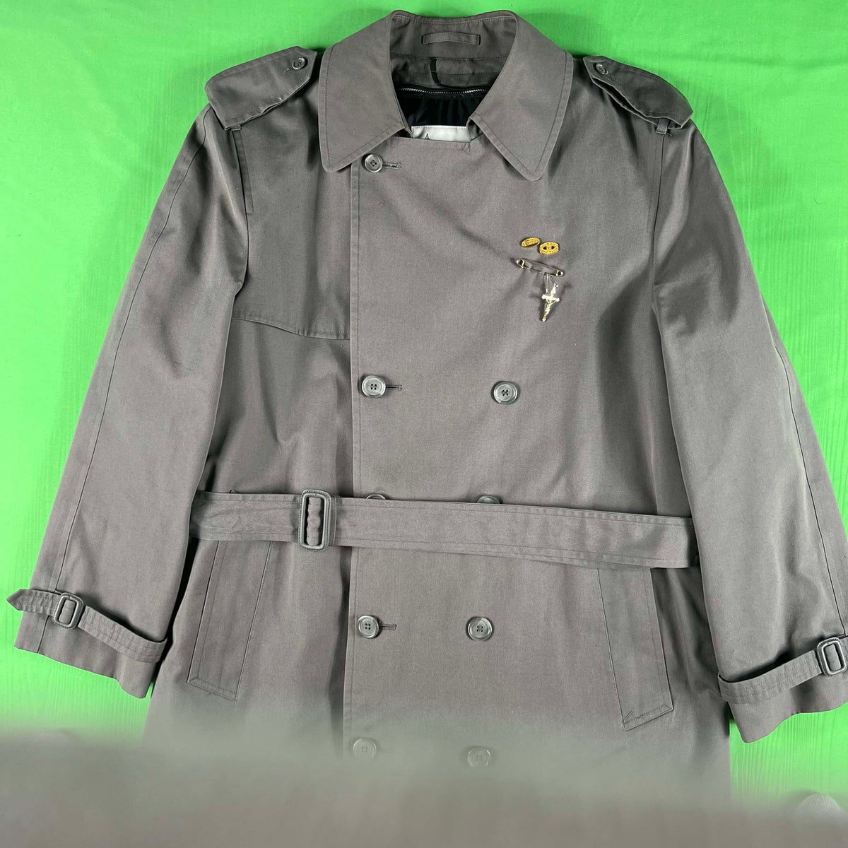 80s Grey Pinned London FOG Trench Coat- L