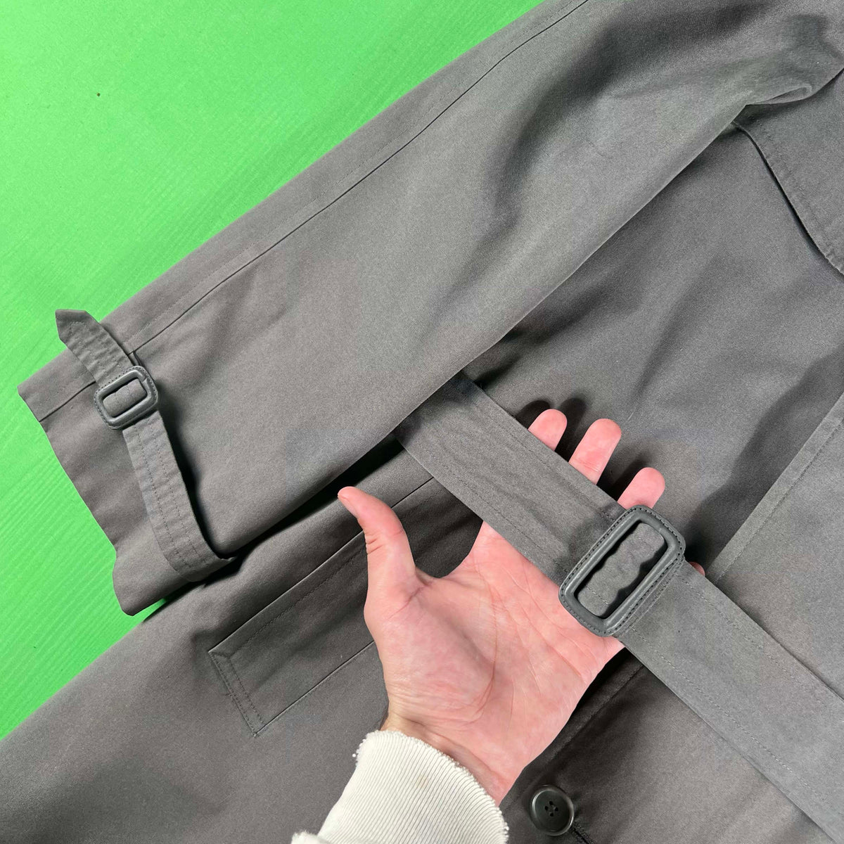 80s Grey Pinned London FOG Trench Coat- L