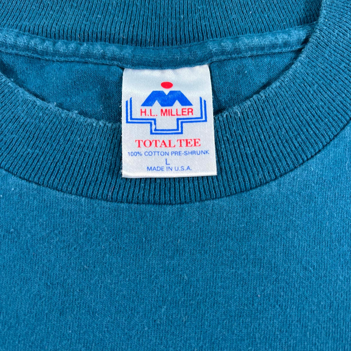 90s Snowy Cardinals Tee- L