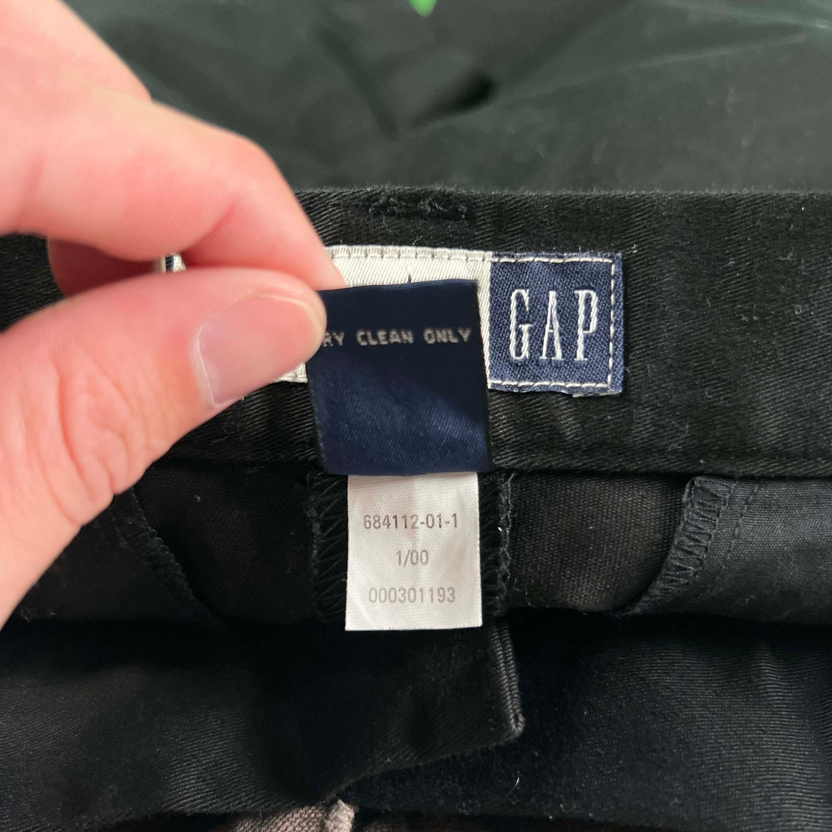2000 Gap Jet Black 'Capri' Pants- 31x23