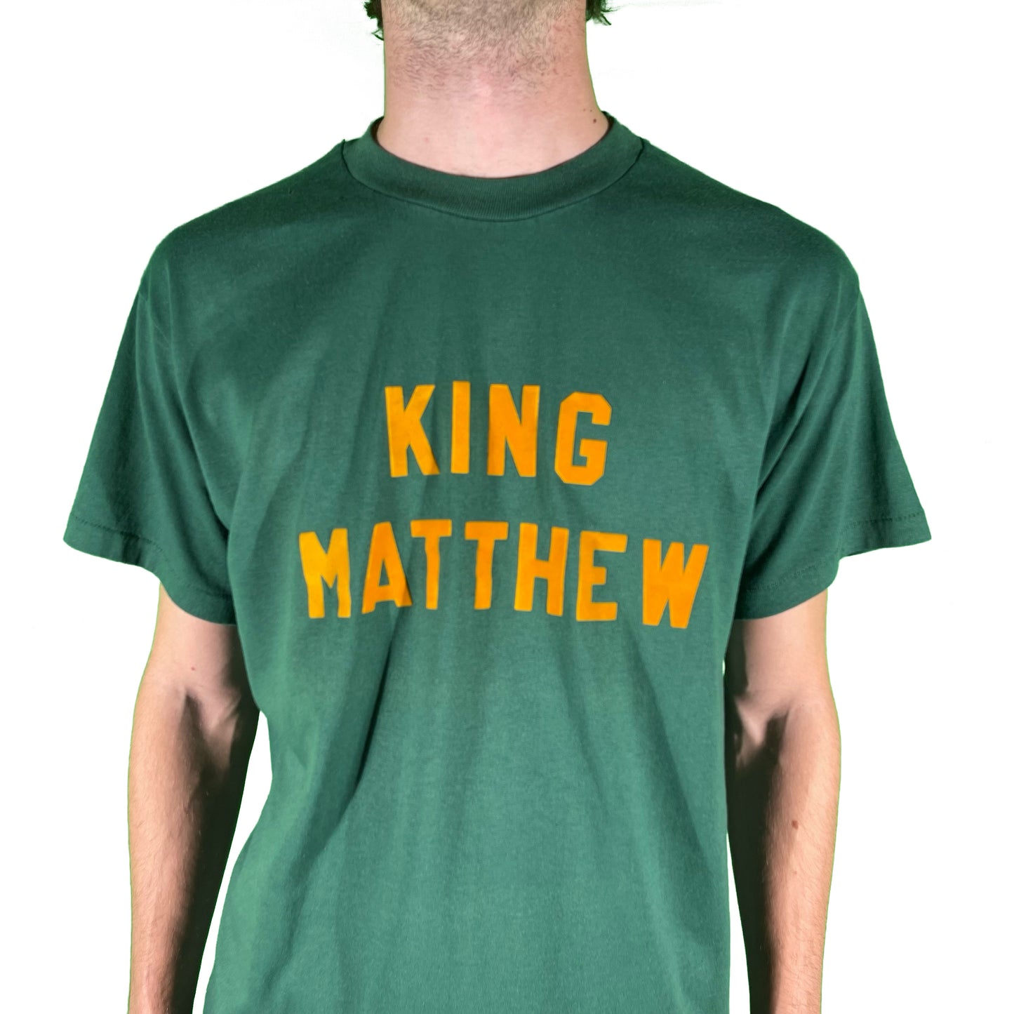 90s 'King Matthew' Script Tee- M