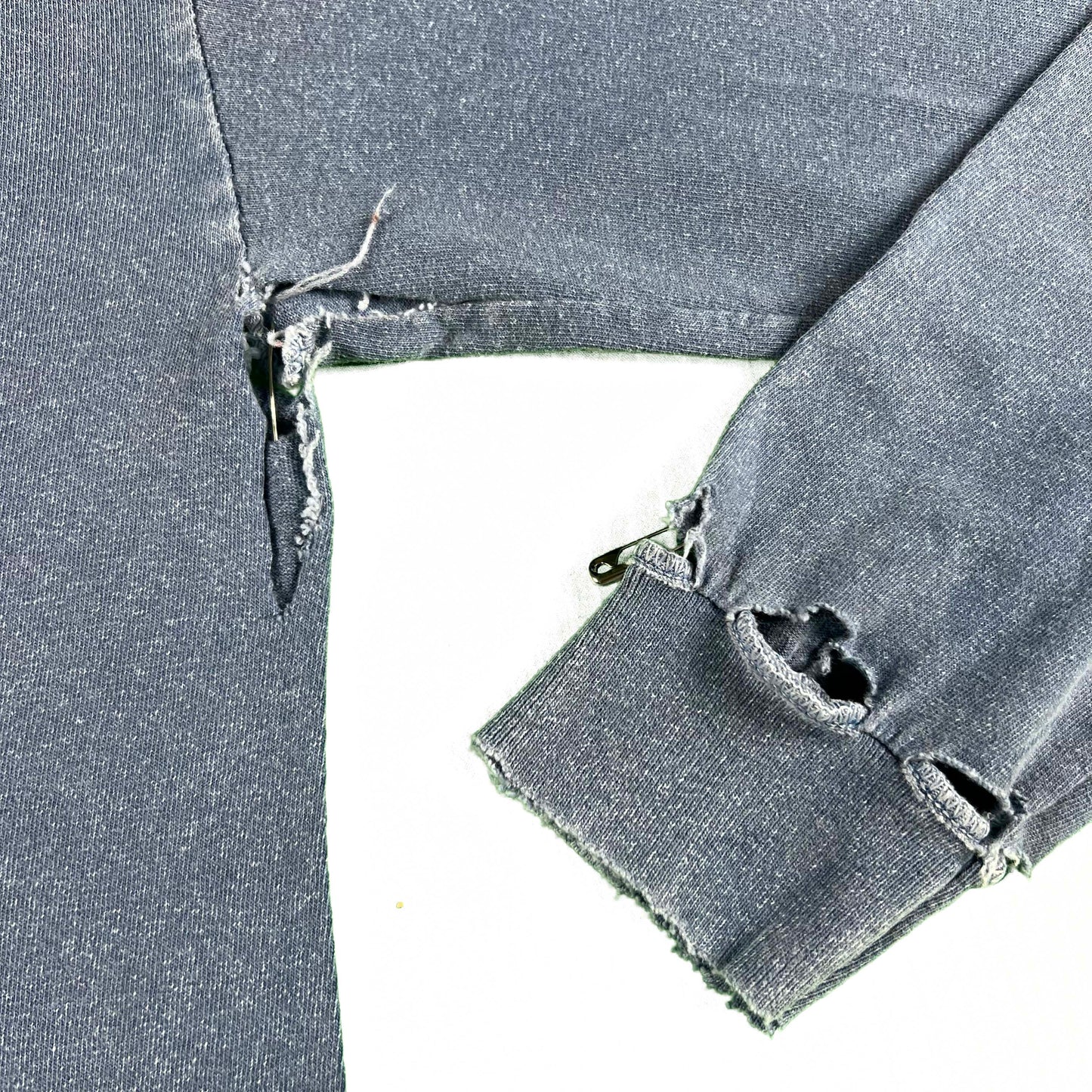 00s Perfectly Worn Dungeness Crab Lager Long Sleeve Tee- S