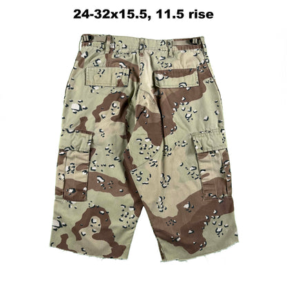 Vintage Chopped Baggy Army Camo Cargo Shorts- SELECT PAIR