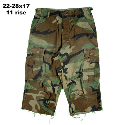 Vintage Chopped Baggy Army Camo Cargo Shorts- SELECT PAIR