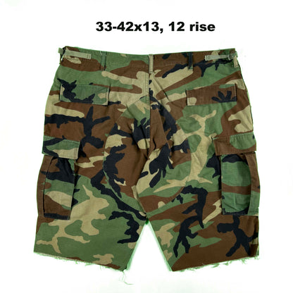 Vintage Chopped Baggy Army Camo Cargo Shorts- SELECT PAIR