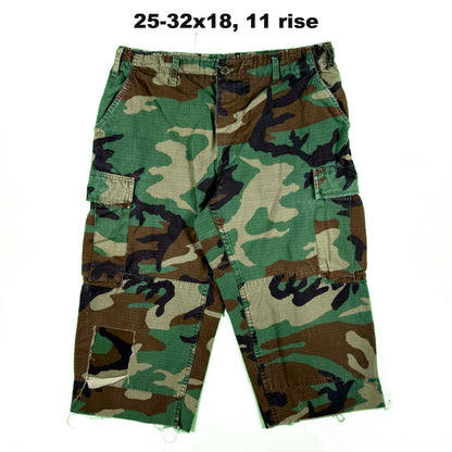 Vintage Chopped Baggy Army Camo Cargo Shorts- SELECT PAIR