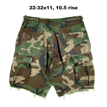Vintage Chopped Baggy Army Camo Cargo Shorts- SELECT PAIR