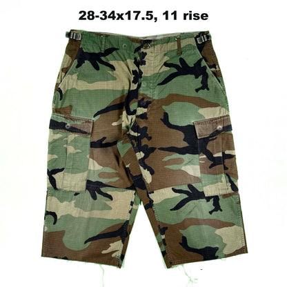 Vintage Chopped Baggy Army Camo Cargo Shorts- SELECT PAIR