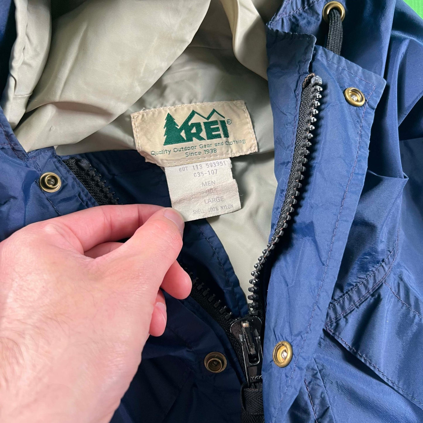 80s/90s R.E.I. Gore-Tex Rain Jacket- L
