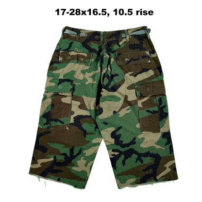 Vintage Chopped Baggy Army Camo Cargo Shorts- SELECT PAIR