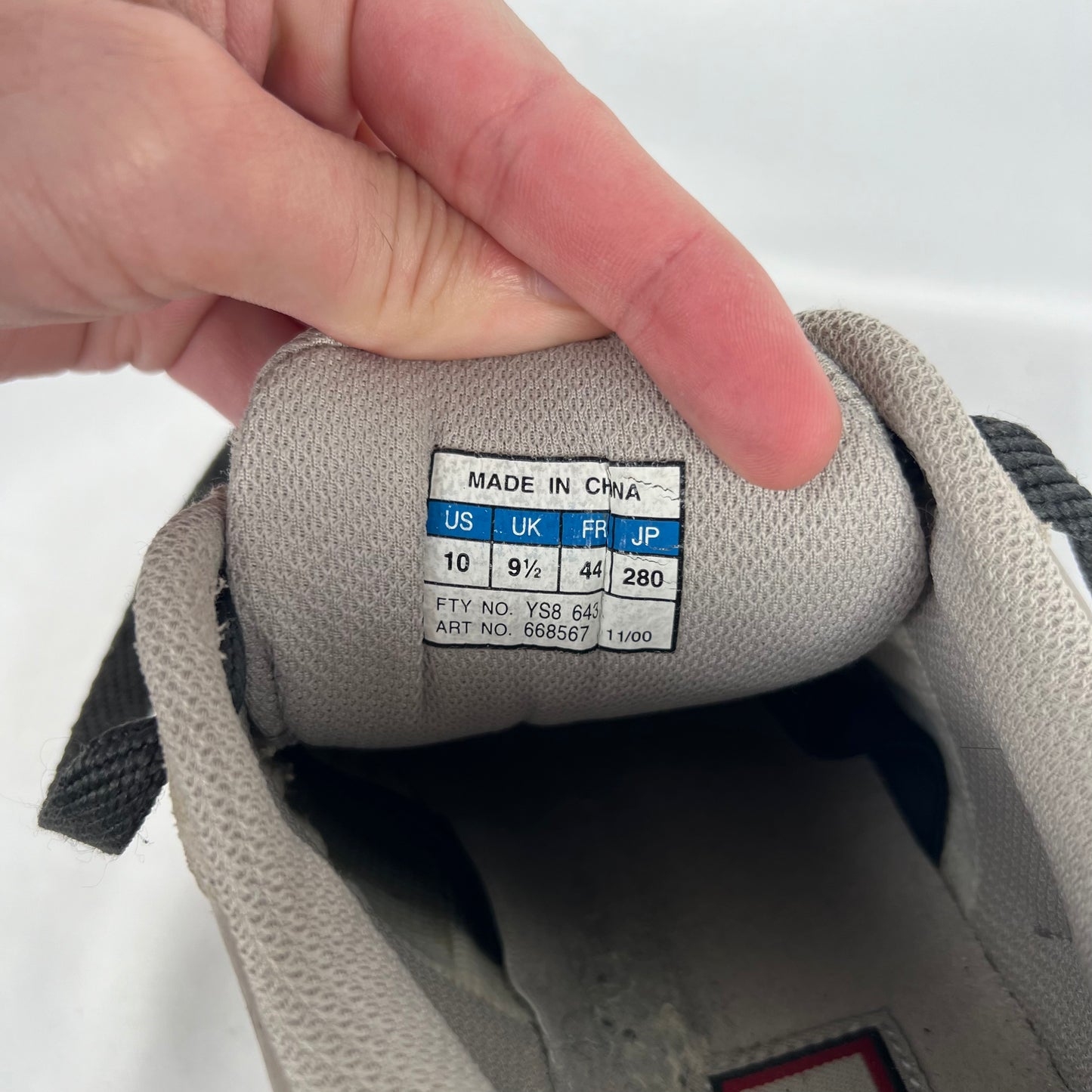 00s Adidas Chunky Skate Sneakers- M's 10, W's 11.5