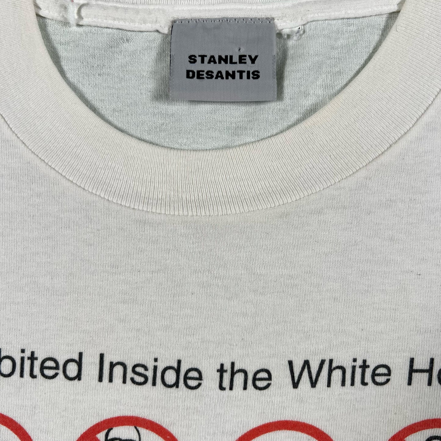 90s 'Prohibited in the White House' Tee- L