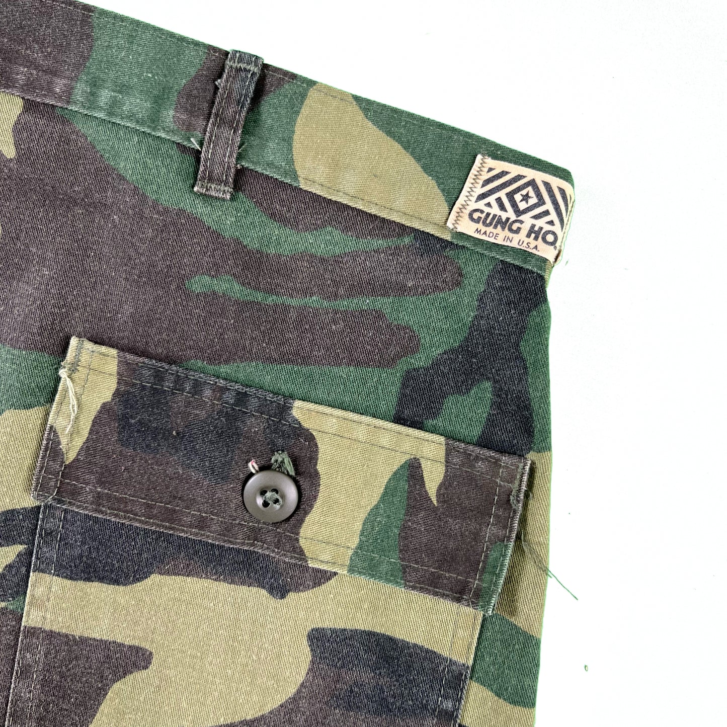 70s Chopped Camo Cargo Shorts- 39x8.5