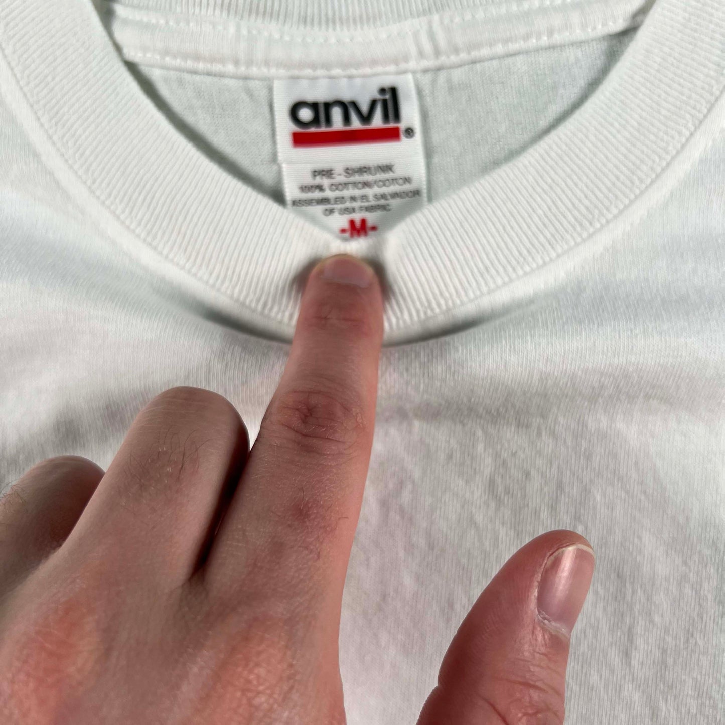 00s Mistletoe Belt Buckle Tee- M