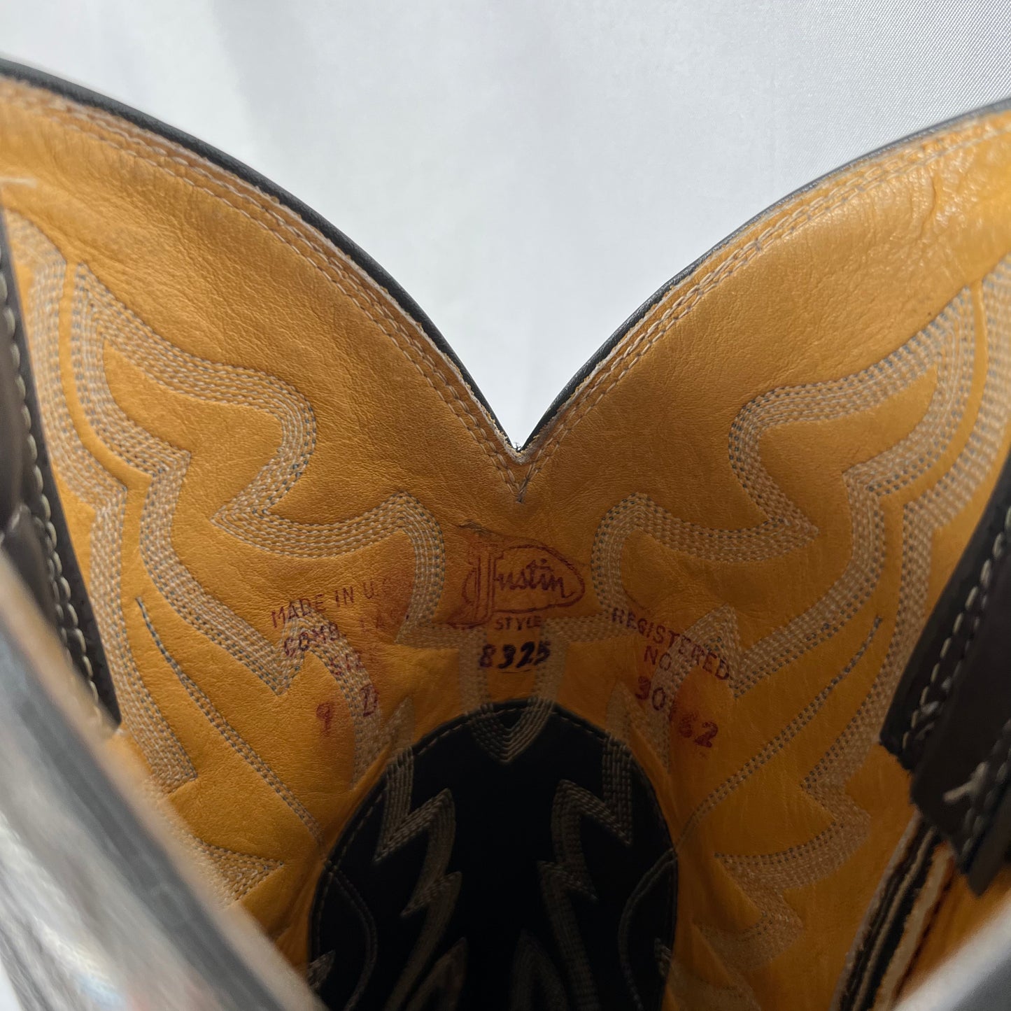 80s/90s Justin Grey and Black Snakeskin Cowboy Boots- M's 9, W's 10.5