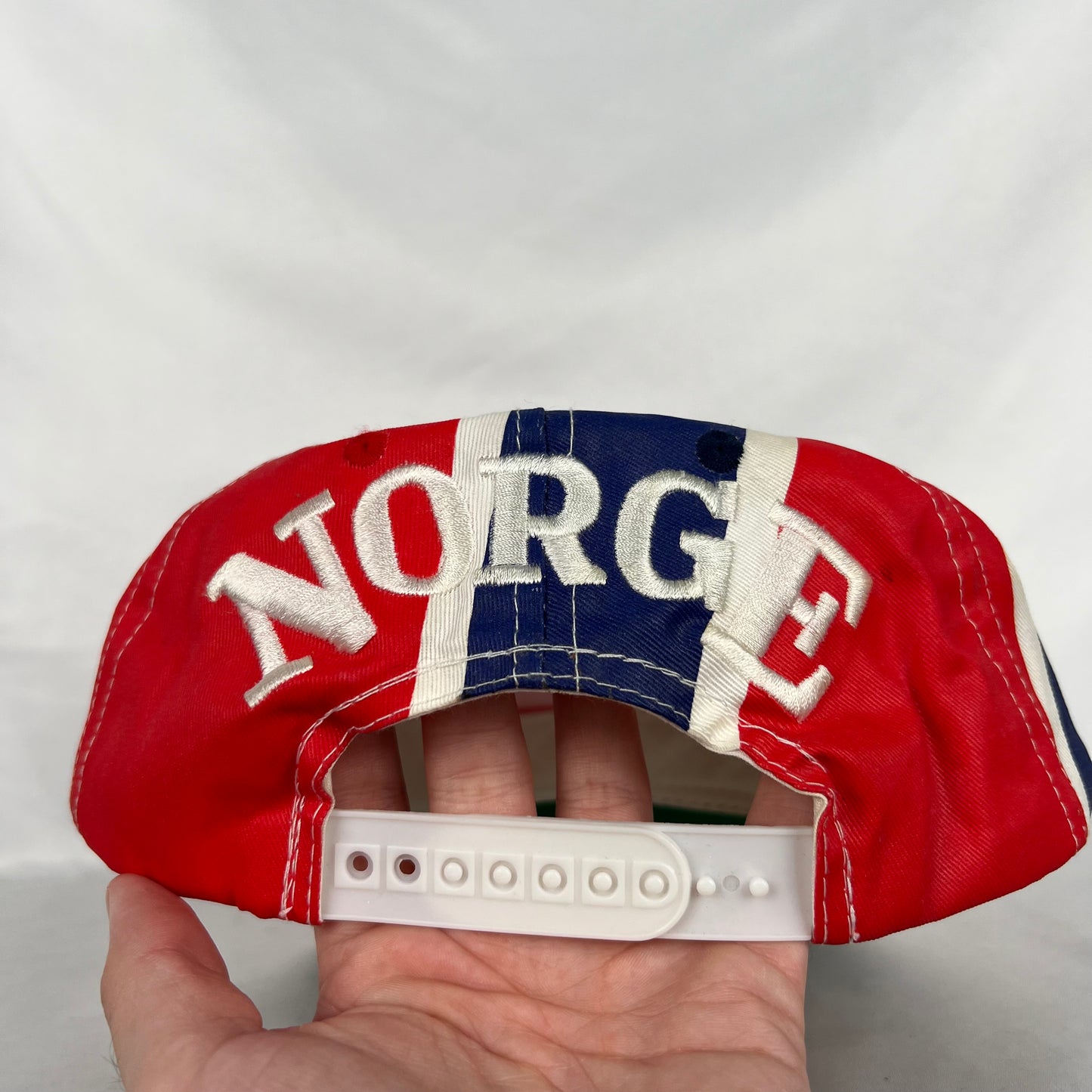 90s Waxy Norway Hat