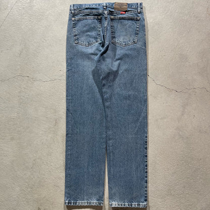 00s Mid Wash Denim- 33