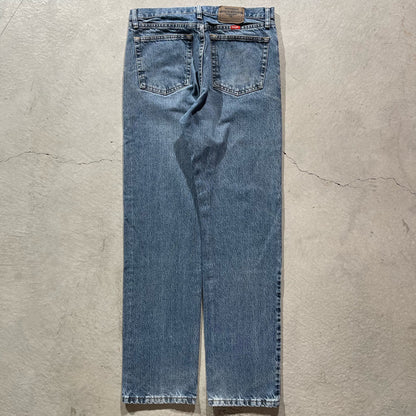 00s Mid Wash Denim- 33