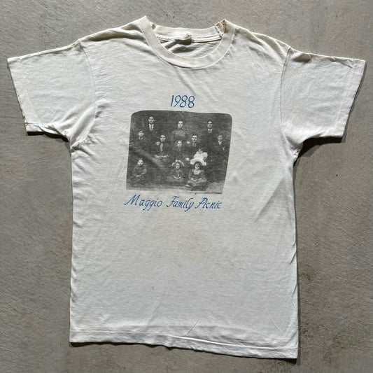 80s Family Picnic Tee- L