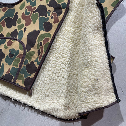 70s Sherpa Lined Duck Camo Vest- L