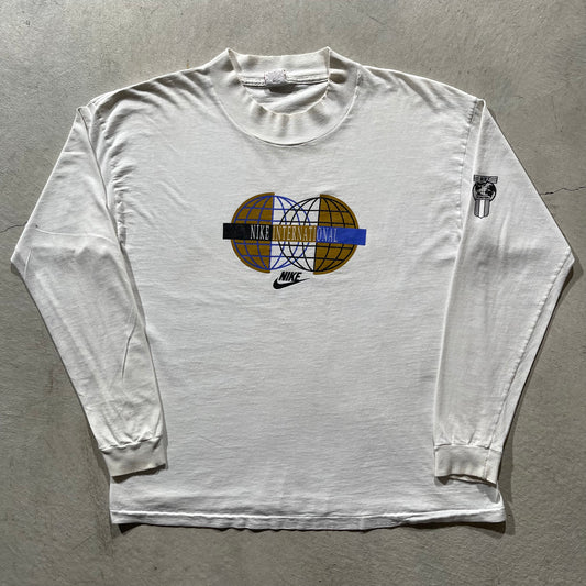 90s Nike Long Sleeve Tee- L