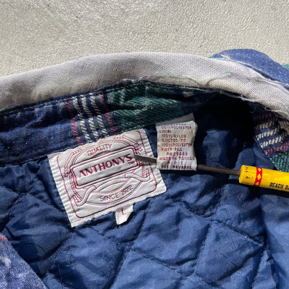 90s Thrashed Quilt Lined Flannel- L