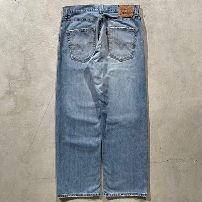 00s Wide Leg Levi's 569s- 32