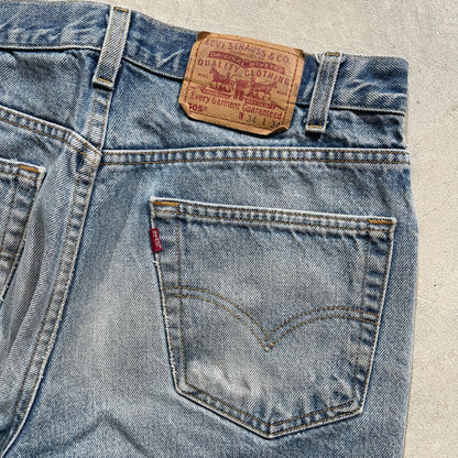 90s Levi's 505s- 32